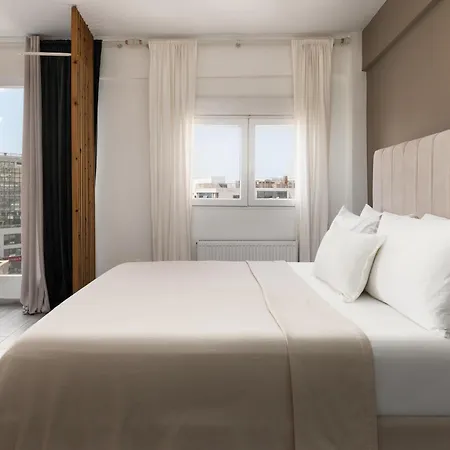 Ikaros Skyline Retreat - 6th Floor View Apartament *