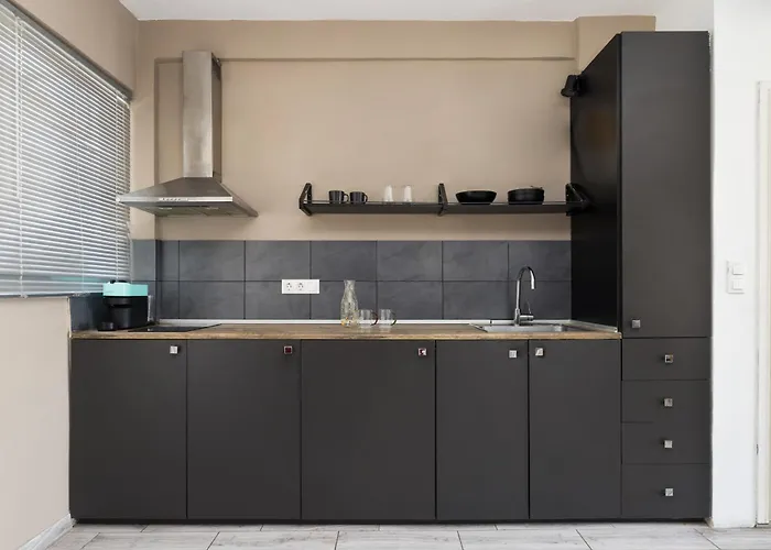 Ikaros Skyline Retreat - 6th Floor View